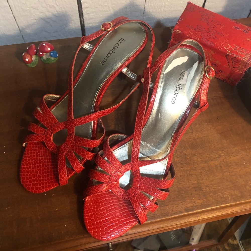 Red snakeskin kitten heel